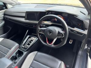 Volkswagen Golf GTI - Image 10