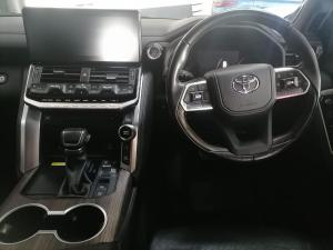 Toyota Land Cruiser 300 3.3D ZX - Image 23