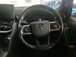 Toyota Land Cruiser 300 3.3D ZX - Image 24