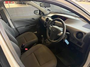 Toyota Etios hatch 1.5 Xi - Image 21