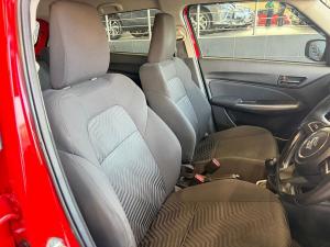 Suzuki Swift 1.2 GLX manual - Image 23
