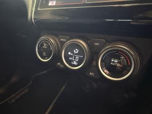Suzuki Swift 1.2 GLX manual - Image 29