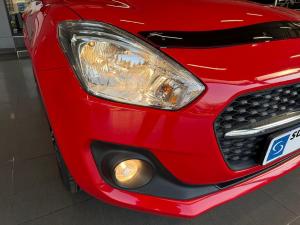 Suzuki Swift 1.2 GLX manual - Image 9