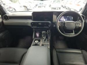 Toyota Land Cruiser Prado 2.8GD VX-R - Image 6
