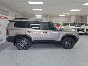 Toyota Land Cruiser Prado 2.8GD VX-R - Image 3