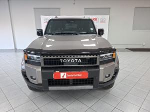 Toyota Land Cruiser Prado 2.8GD VX-R - Image 4