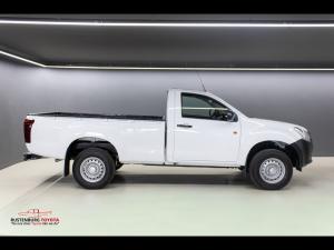 Isuzu D-Max Gen 6 250C single cab Fleetside - Image 3