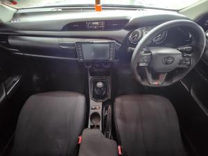 Toyota Hilux 2.4GD-6 Xtra cab Raider manual - Image 6