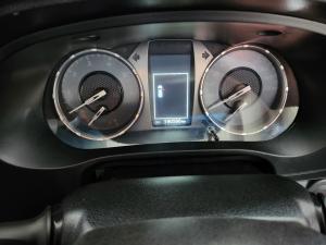 Toyota Hilux 2.4GD-6 Xtra cab Raider manual - Image 9