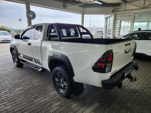 Toyota Hilux 2.4GD-6 Xtra cab Raider manual - Image 16