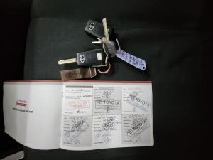 Toyota Hilux 2.4GD-6 Xtra cab Raider manual - Image 18