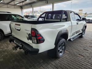 Toyota Hilux 2.4GD-6 Xtra cab Raider manual - Image 2