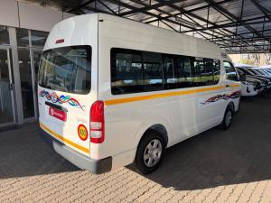 Toyota Hiace 2.5D-4D Ses-fikile 16-seater - Image 2