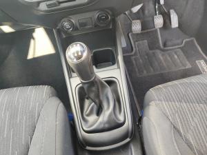 Toyota Rumion 1.5 SX manual - Image 13