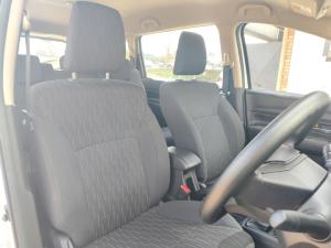 Toyota Rumion 1.5 SX manual - Image 17