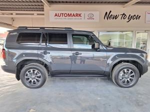 Toyota Land Cruiser Prado 2.8GD VX-R - Image 3