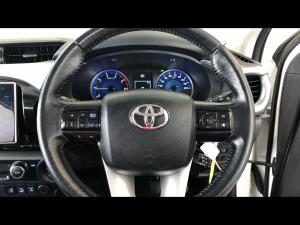 Toyota Hilux 2.8GD-6 double cab 4x4 Raider - Image 8