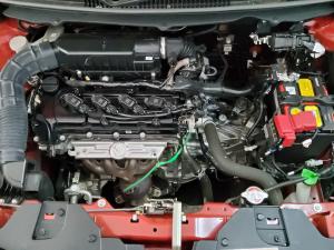 Toyota Starlet Cross 1.5 XR manual - Image 17