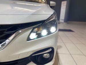 Suzuki Baleno 1.5 GLX - Image 13