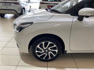 Suzuki Baleno 1.5 GLX - Image 14