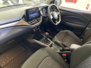 Suzuki Baleno 1.5 GLX - Image 7