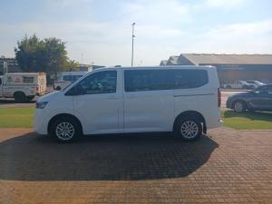 Volkswagen Transporter Kombi 2.0 TDi Commerce automatic - Image 20