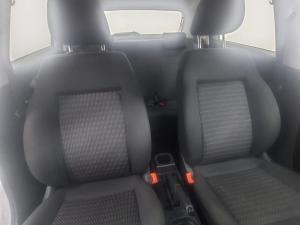 Volkswagen Polo Vivo 1.4 Trendline - Image 12