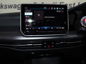 Volkswagen Golf 1.4 TSI R-LINE Tiptronic - Image 11