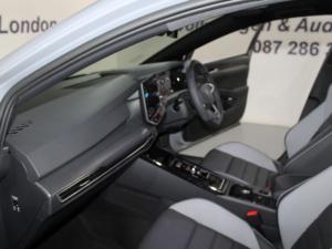 Volkswagen Golf 1.4 TSI R-LINE Tiptronic - Image 16