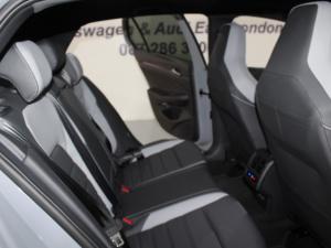 Volkswagen Golf 1.4 TSI R-LINE Tiptronic - Image 18