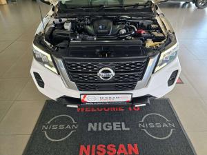 Nissan Navara 2.5DDTI LE/LE Plus automatic D/C - Image 9