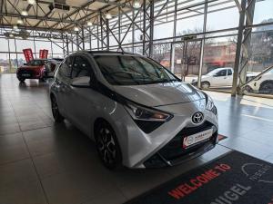 Toyota Aygo 1.0 X-CITE - Image 11