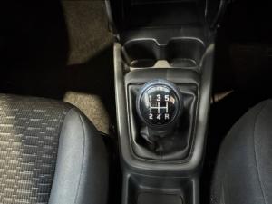 Suzuki Swift 1.2 GL - Image 15