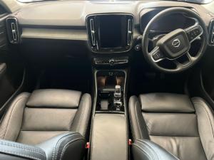Volvo XC40 B4 Plus Dark - Image 10