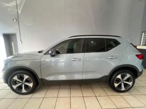 Volvo XC40 B4 Plus Dark - Image 4