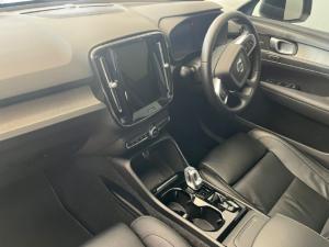 Volvo XC40 B4 Plus Dark - Image 7