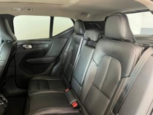 Volvo XC40 B4 Plus Dark - Image 8
