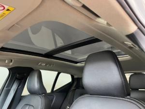 Volvo XC40 B4 Plus Dark - Image 9