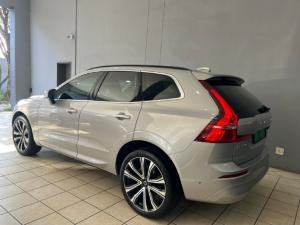 Volvo XC60 B5 Momentum - Image 3