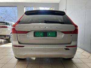 Volvo XC60 B5 Momentum - Image 4