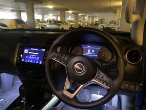 Nissan Navara 2.5DDTi double cab LE 4x4 - Image 5