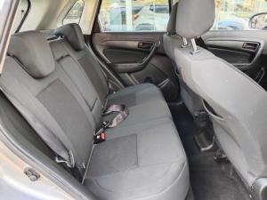 Suzuki Vitara Brezza 1.5 GL auto - Image 5