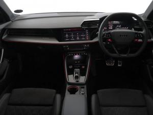 Audi RS3 Sportback quattro - Image 18