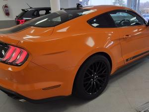 Ford Mustang 5.0 GT fastback - Image 4