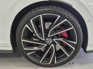 Volkswagen Golf GTI - Image 5