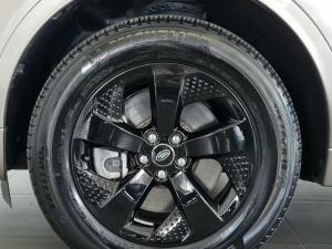 Land Rover Discovery Sport P300e R-Dynamic HSE - Image 23