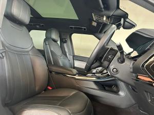 Land Rover Range Rover Sport D350 Dynamic HSE - Image 17