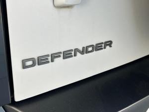 Land Rover Defender 110 D350 X-Dynamic HSE - Image 13