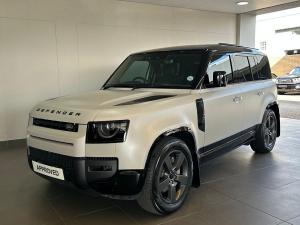 Land Rover Defender 110 D350 X-Dynamic HSE - Image 1