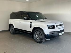 Land Rover Defender 110 D350 X-Dynamic HSE - Image 30